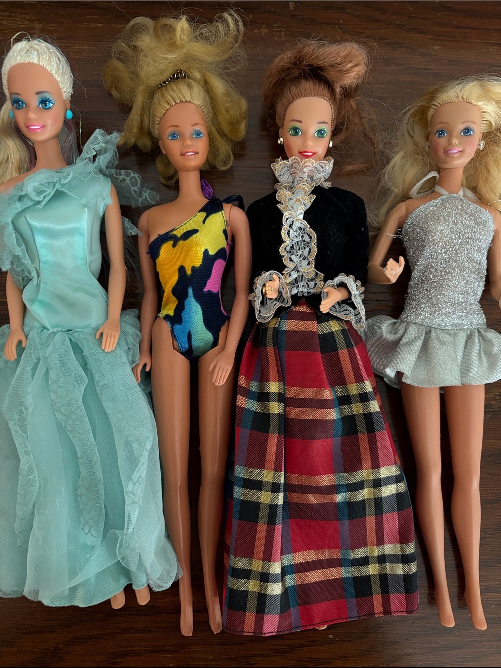 VTG BARBIE Lot (4)